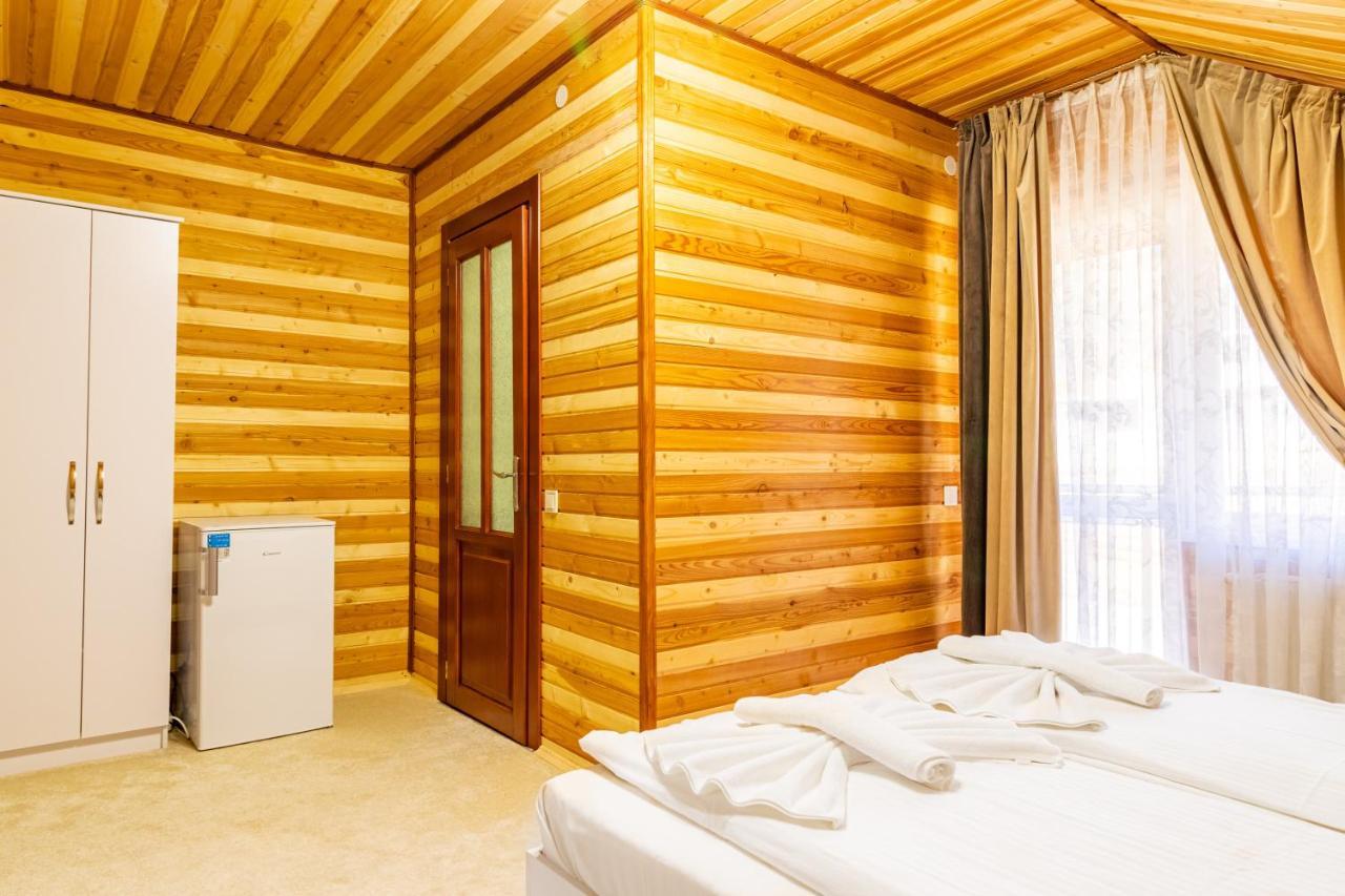 Zeleniy Bir Hotel Bukovel Exterior photo